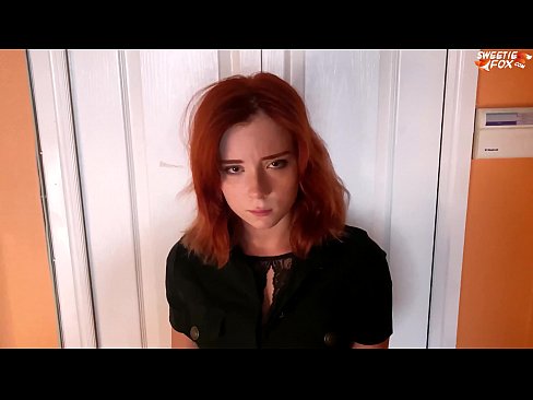 ❤️ La guàrdia de seguretat va castigar a una dona bonica per robar - Cum a la boca ❤❌ Porno a nosaltres ❌❤